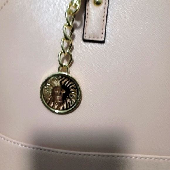 BRAND NEW Anne Klein Mauve Pink Dome Satchel - Picture 3 of 12